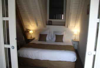 La Cense Pierrot des Princes has Balcony rooms