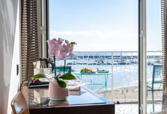 Hotel Marinella has Balcony rooms
