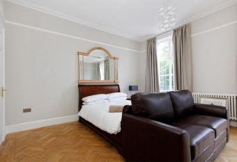 Apartments At Marylebone has Balcony rooms