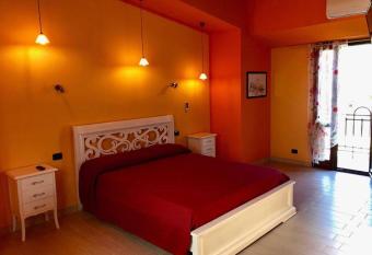 Eleven Bed & Breakfast has Balcony rooms