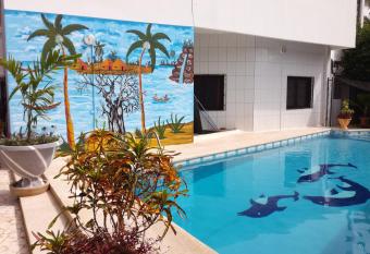 Villa Massilia allows 18 year olds to book a room