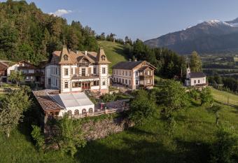 Hotel Gasthof Gribelehof has Balcony rooms