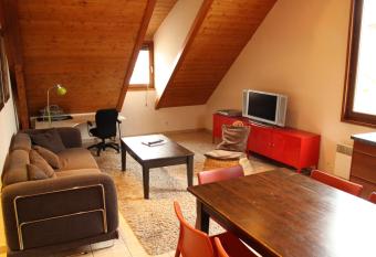 Les Z hirondelles allows 18 year olds to book a room