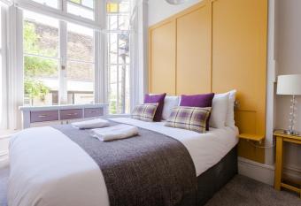 Regency House has Balcony rooms