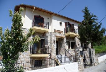 Guest House Philimon has Balcony rooms