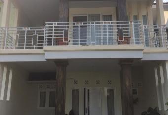 Villa Asia has Balcony rooms