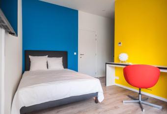 Ooostel2.be Leuven allows 18 year olds to book a room