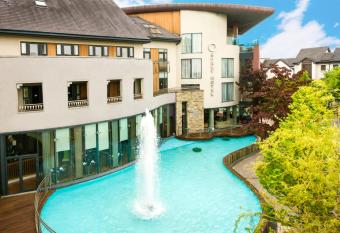 Osprey Hotel allows 18 year olds to book a room