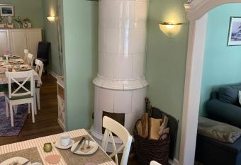 Hotel Bed & Breakfast am Dom allows 18 year olds to book a room