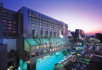 Hotel Granvia Kyoto has Smoking rooms