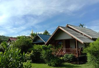 Cha Bungalow has Balcony rooms