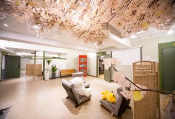 K 79 Guesthouse allows 18 year olds to book a room