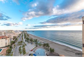 Apartamentos Chinasol allows 18 year olds to book a room