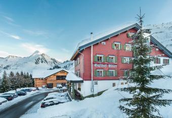 Adler Dam  ls Gasthof Hotel has Balcony rooms