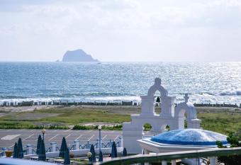 CT Green Bay Hot-Spring Hotel has Balcony rooms