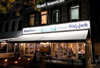 Hotel American allows 18 year olds to book a room