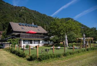 Rooms Malina has Balcony rooms