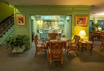 Hotel Cecilia allows 18 year olds to book a room