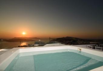 Island View Santorini has rooms with a private hot tub