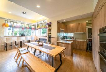 Caspia has Balcony rooms