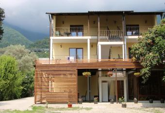 Guest house LETTO has Balcony rooms