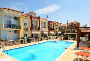 Gera Bay Studios And Apartments has Balcony rooms