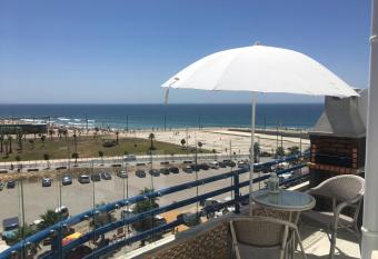 Costa de Caparica has Balcony rooms