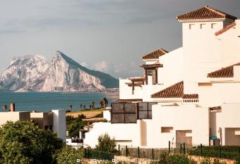 Golf Beach and Relax Townhouse has Balcony rooms