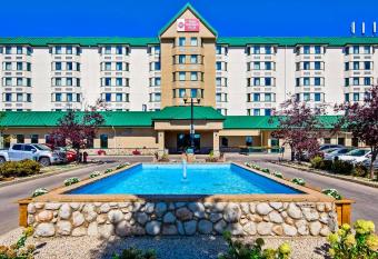 Best Western Plus Winnipeg Airport Hotel allows 18 year olds to book a room