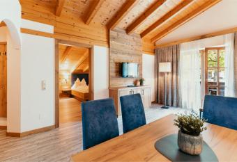 Das Stoaberg has Balcony rooms