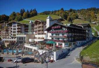 Stammhaus im Hotel Alpine Palace has Balcony rooms
