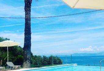 Veroniki Studios & Apartments has Balcony rooms