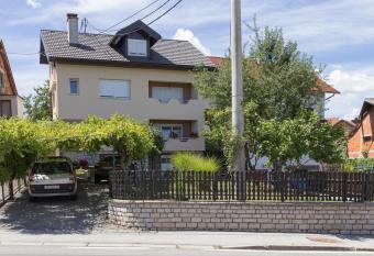 IRIS Room & Apartment has Balcony rooms