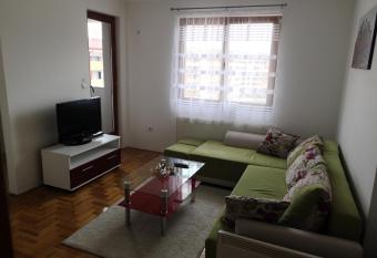 Apartment Milidrag - East Sarajevo has Balcony rooms