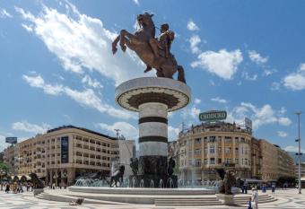 Apartment Buzarovski allows 18 year olds to book a room