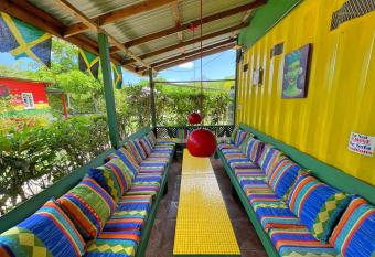 Judy House Backpacker Hostel allows 18 year olds to book a room