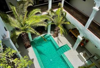 Riad Fabiola Et Spa By La Siredrah has Balcony rooms