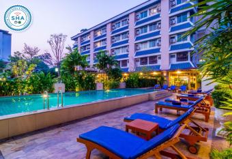 Sakulchai Place has Smoking rooms