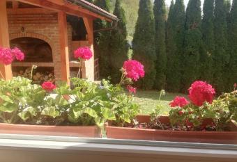 Holiday Homer Ku  a na obali Vrbasa has Balcony rooms