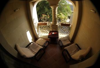 Deniz Inn Boutique Hotel has Balcony rooms