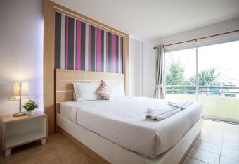 The Greenery Hotel has Balcony rooms