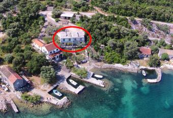 Apartments by the sea Zuronja, Peljesac - 14095 has Balcony rooms