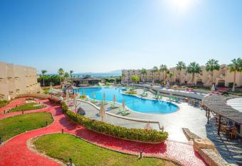 Ivy Cyrene Sharm Resort Adults Friendly Plus 13 allows 18 year olds to book a room