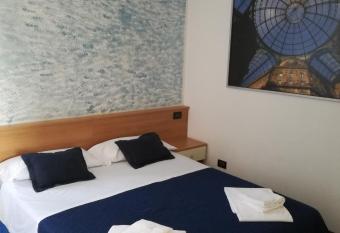 Casa Vacanza Bergamo Centro has Balcony rooms