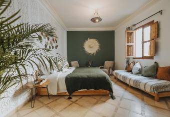 Riad Dar Coram allows 18 year olds to book a room