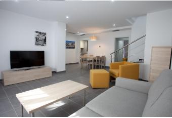 Apartamentos Ocea allows 18 year olds to book a room