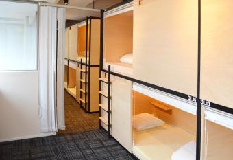 Guest House Tokyo Azabu allows 18 year olds to book a room