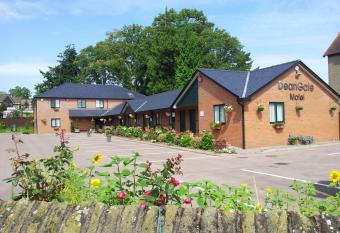 Deangate Motel allows 18 year olds to book a room