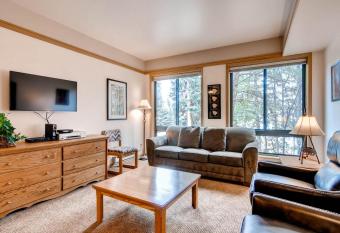 Slopeside 2741 has Balcony rooms