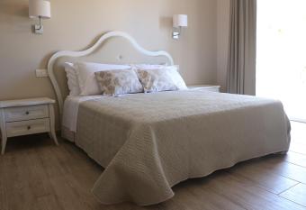 Le camere di Villa Incanto allows 18 year olds to book a room